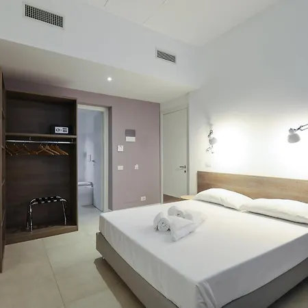 ゲストハウス Bellami